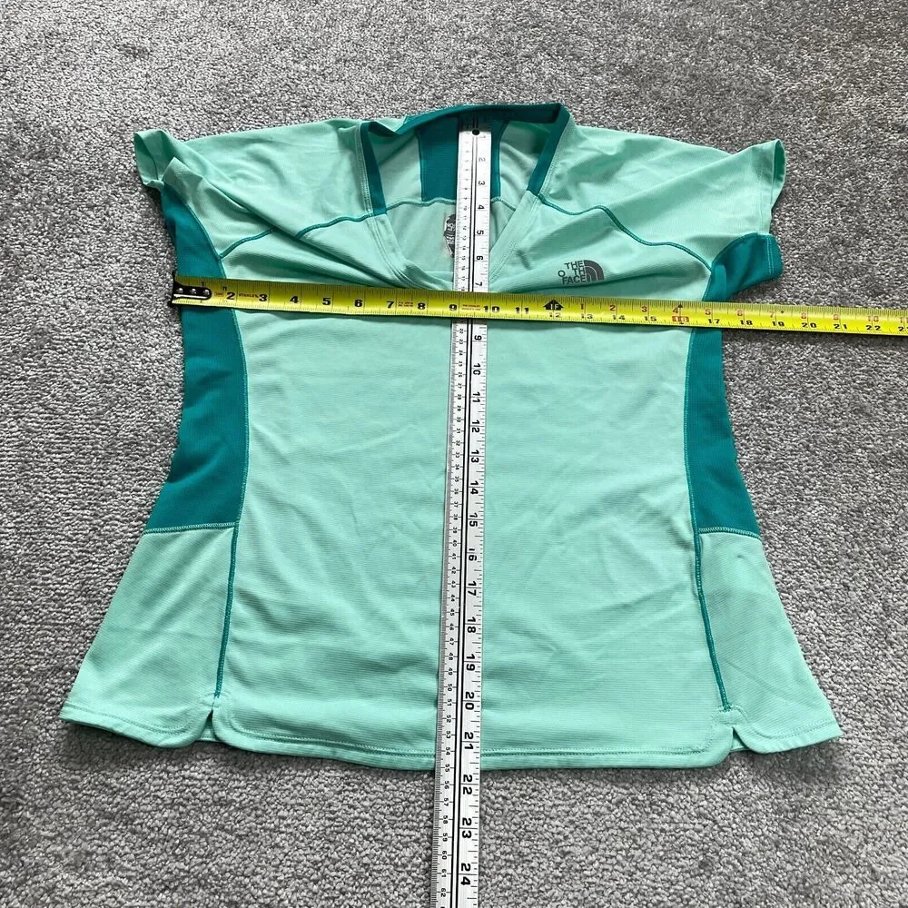 The North Face Flash Dry Active Top Womens Medium Green Short Sleeve V-Neck Top - Picture 8 of 14